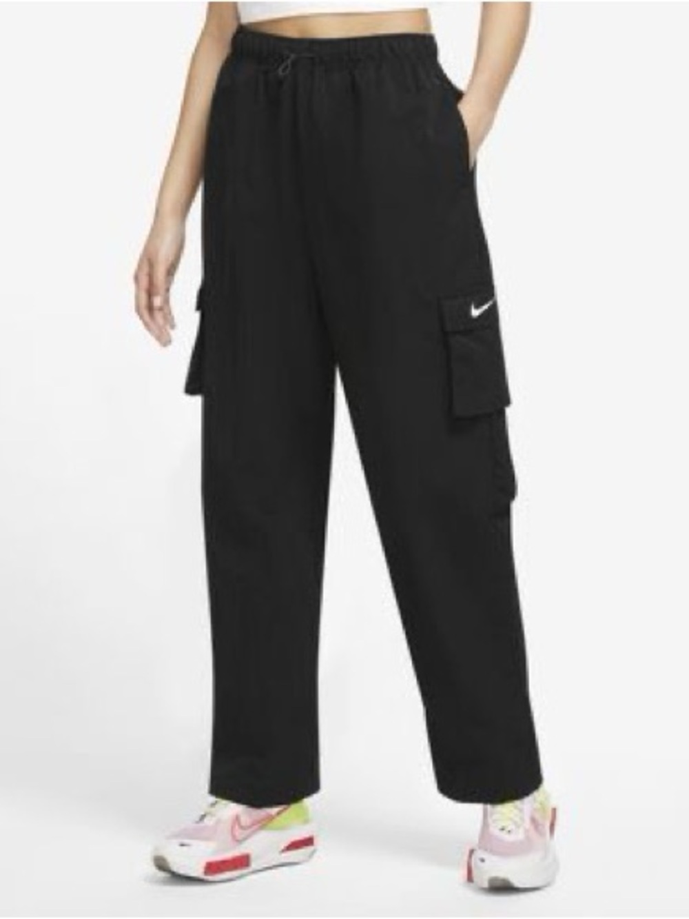 Nike Black Cargo Jogger Pants with Utility Pockets